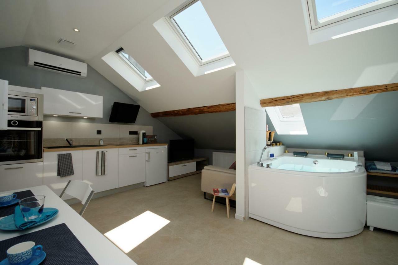Mv Suite & Spa Reims Esterno foto