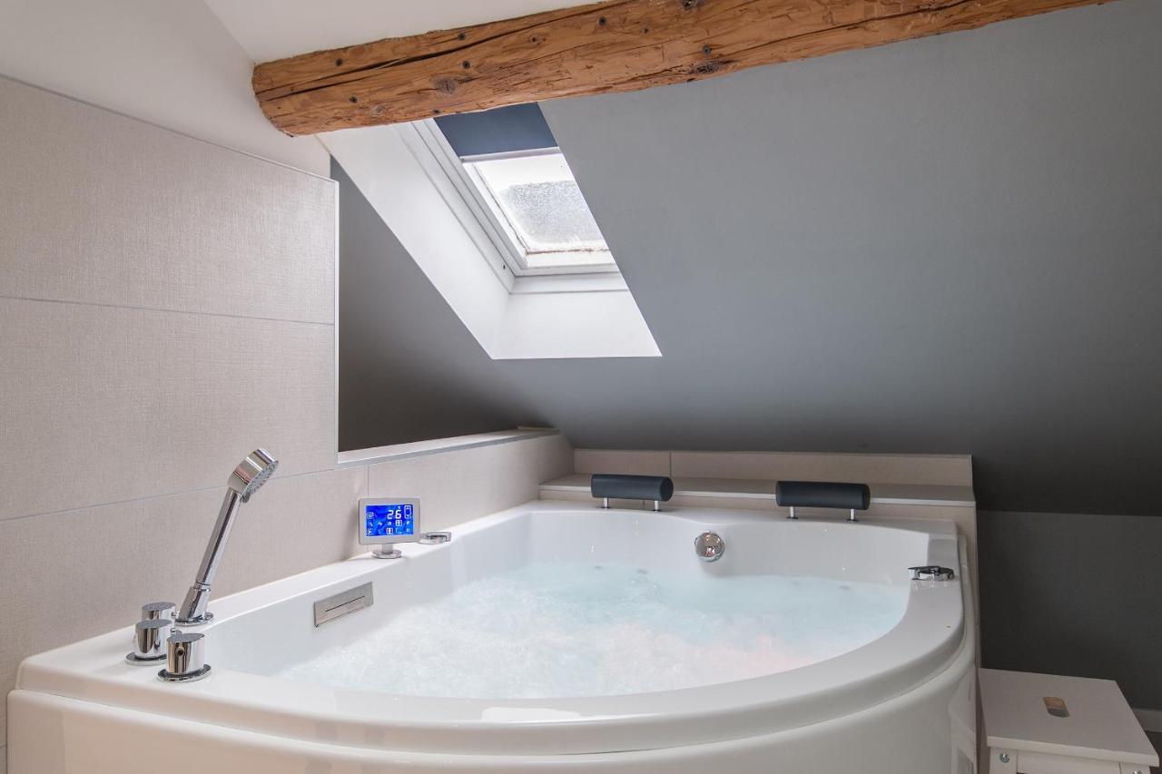 Mv Suite & Spa Reims Esterno foto